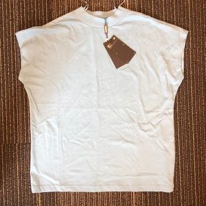 blue t-shirt